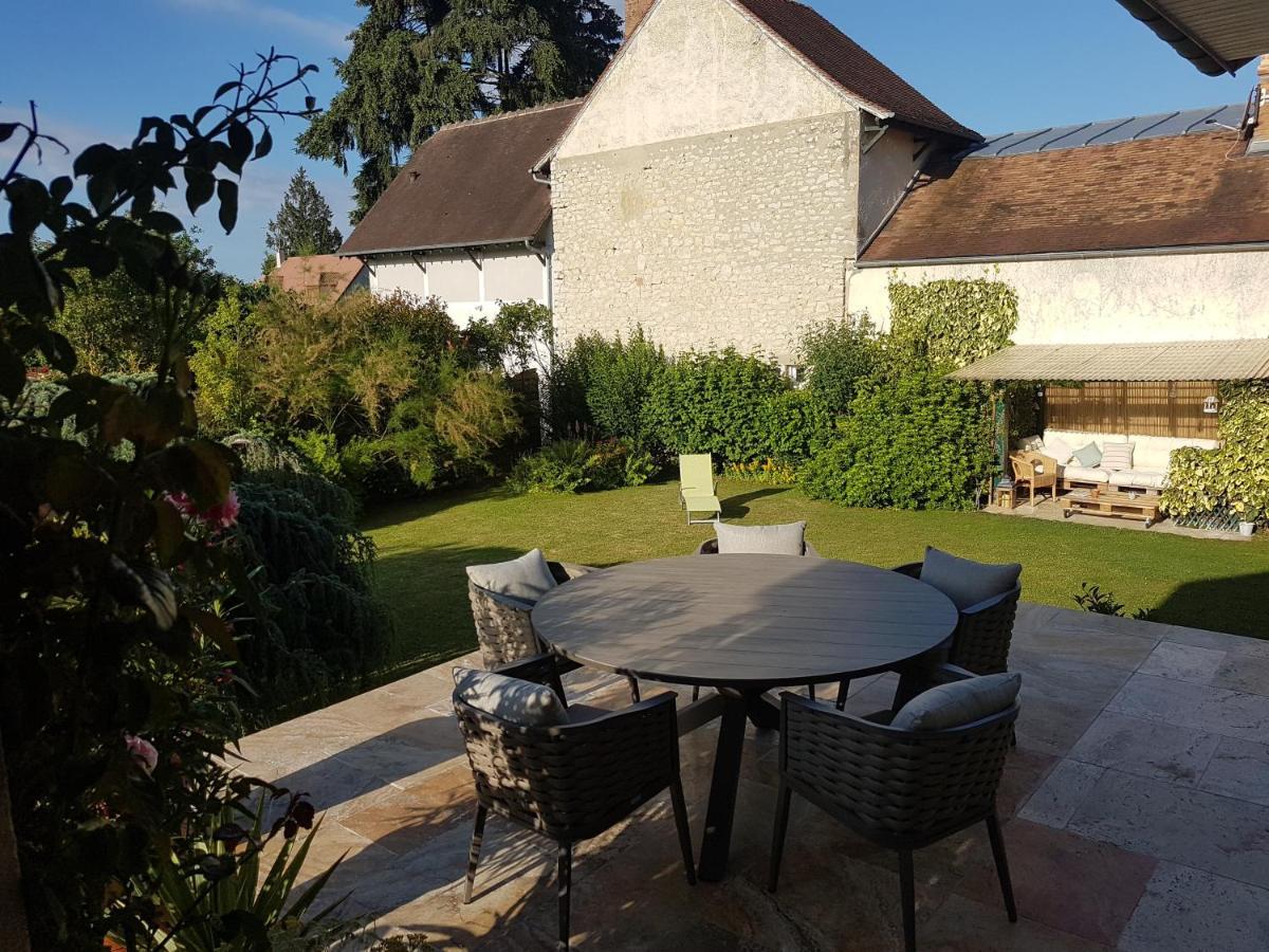 La Montignonne Appartement Montigny-sur-Loing Buitenkant foto