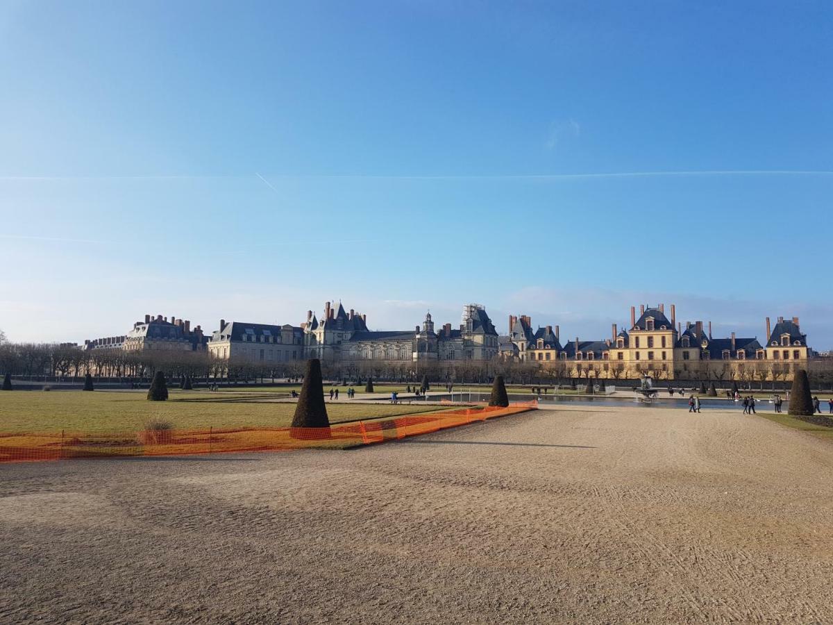La Montignonne Appartement Montigny-sur-Loing Buitenkant foto