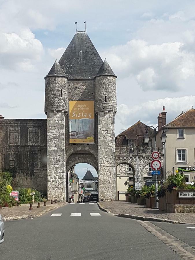 La Montignonne Appartement Montigny-sur-Loing Buitenkant foto